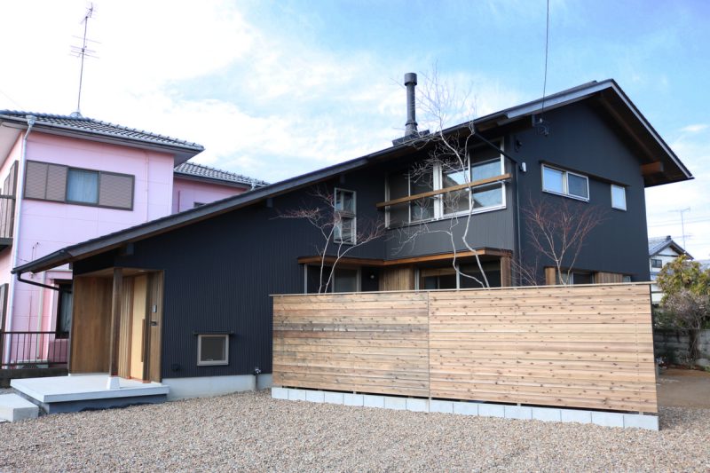 浜松市東区西ヶ崎町の木の家外観